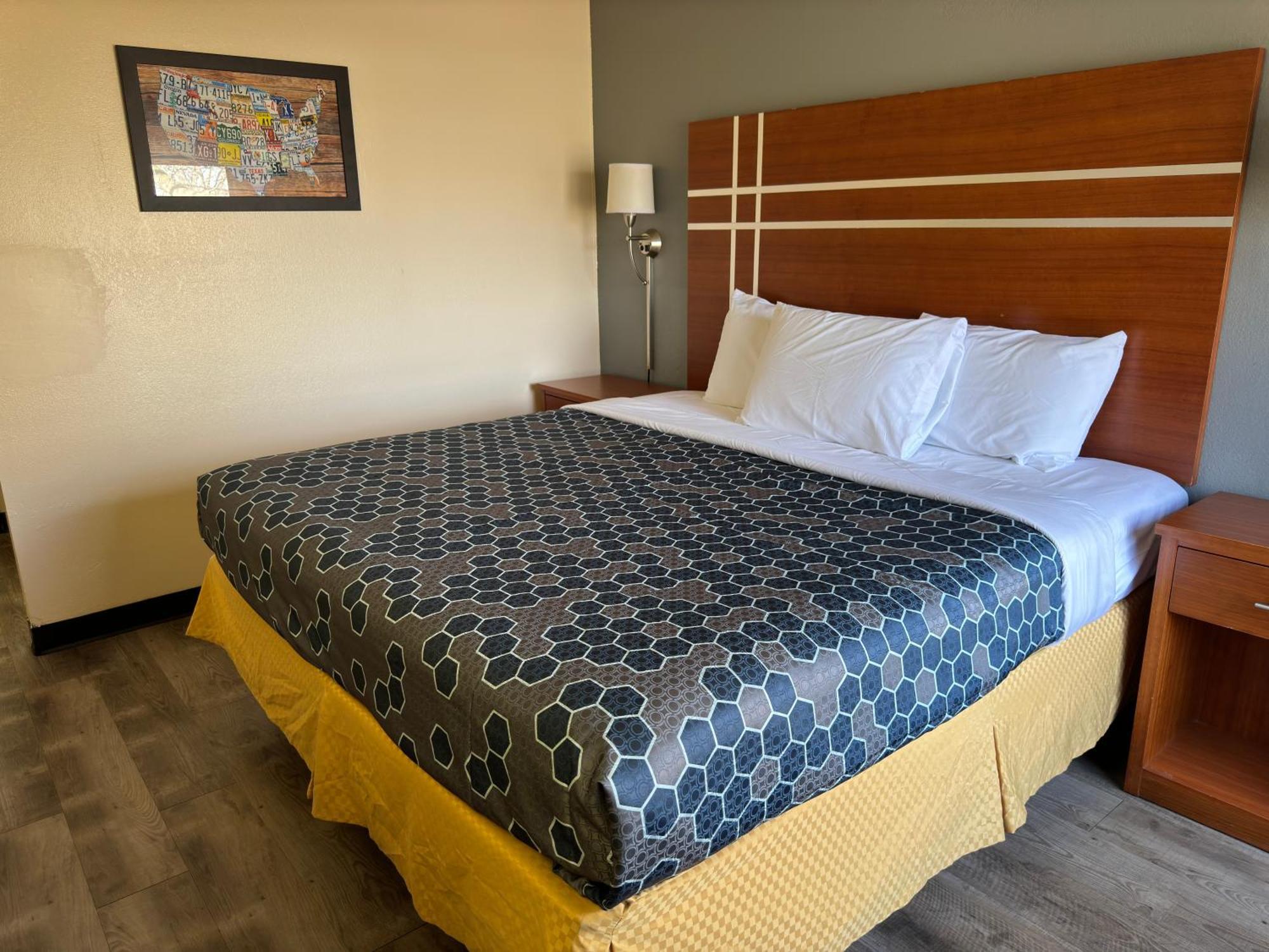 Econo Lodge Waite Park Екстериор снимка